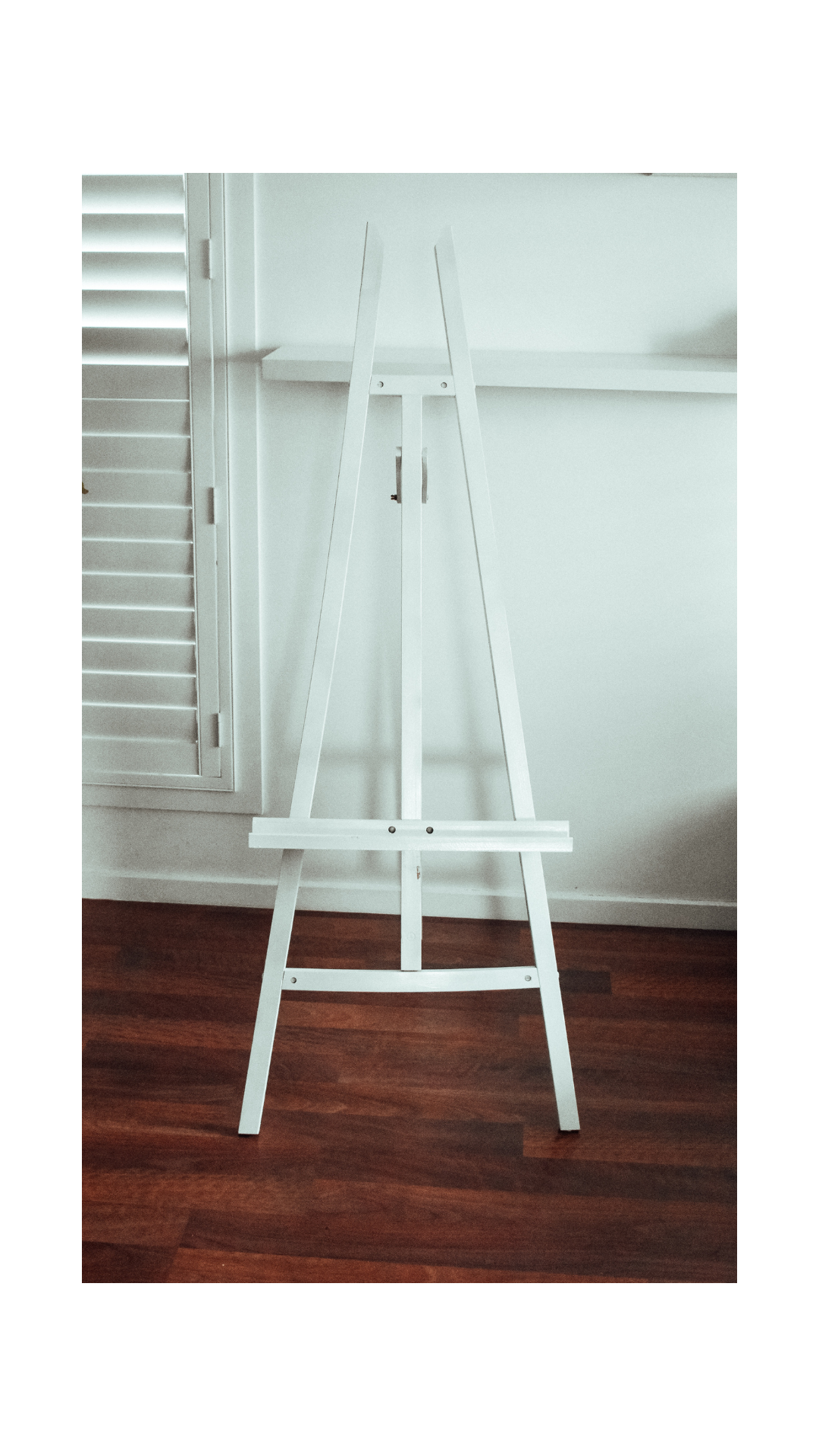 Easel - White Display Frame